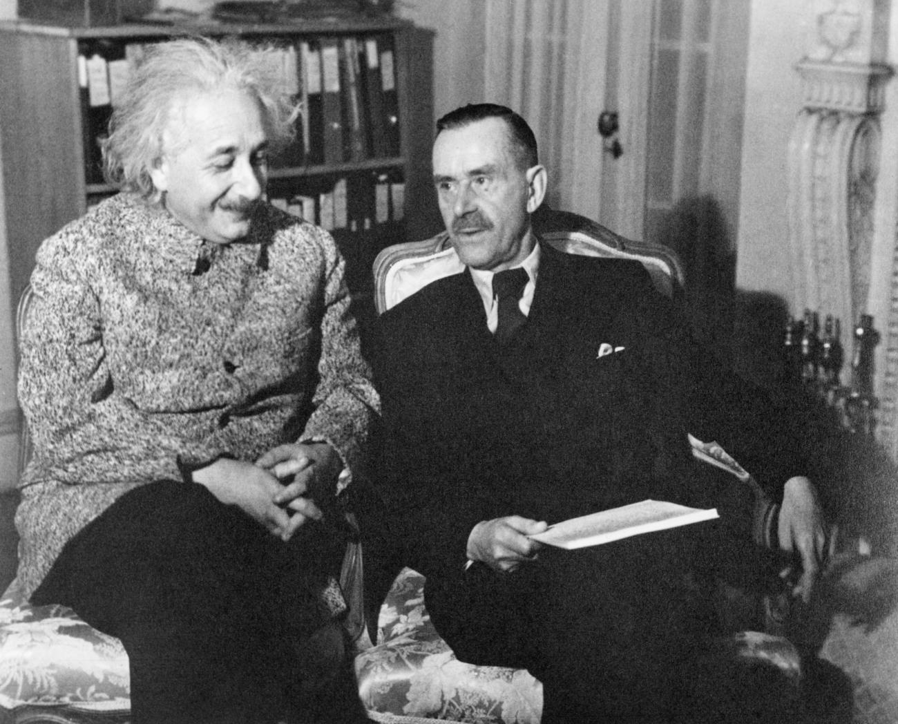 Thomas Mann + Einstein / Foto 1938